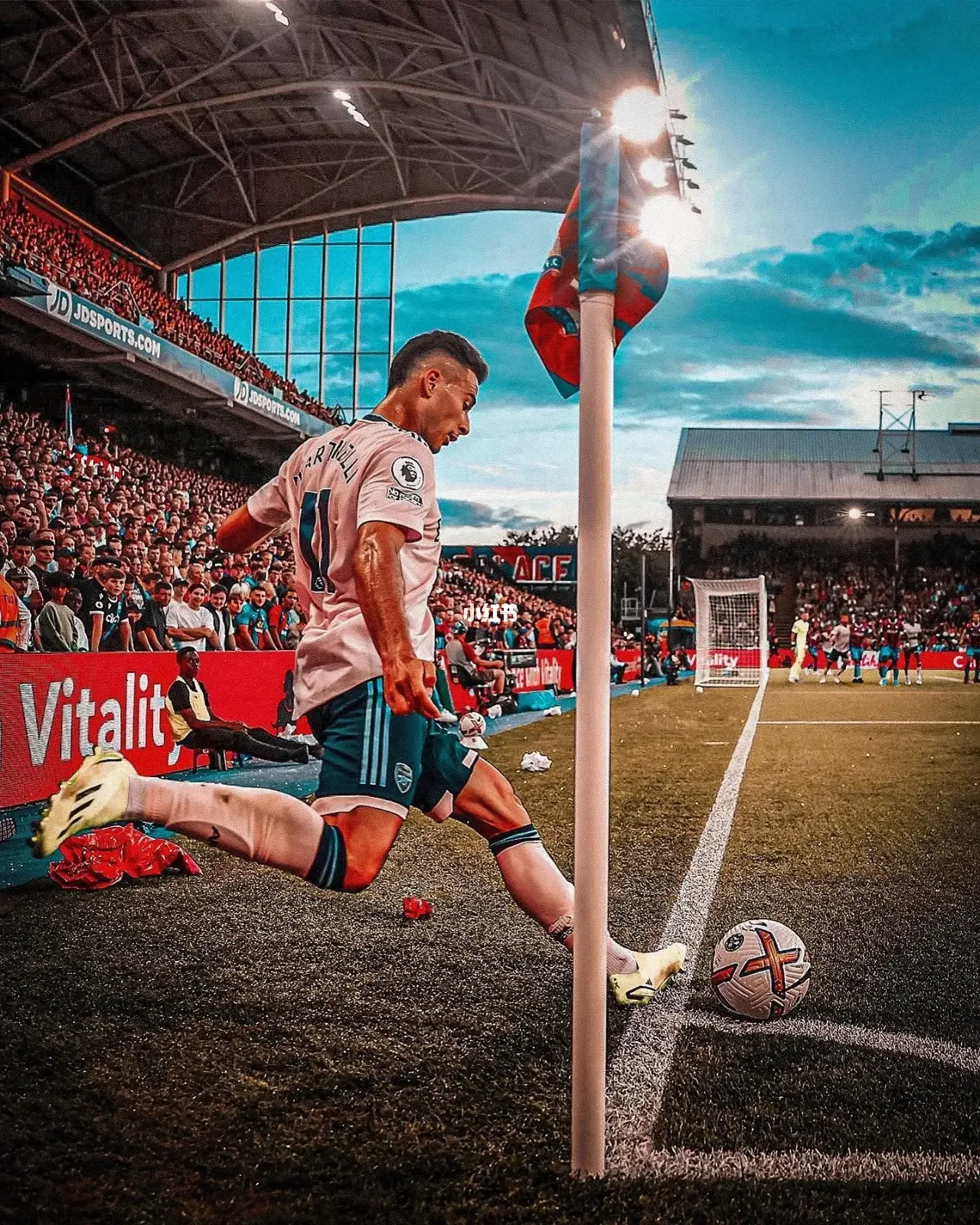 乌克兰轻取塞内加尔，马丁内利惊艳四座