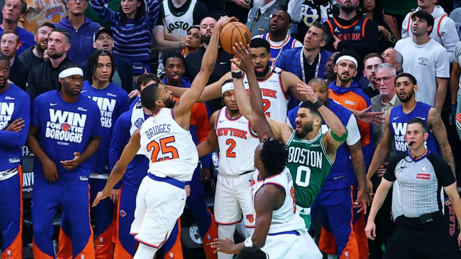 凯尔特人完胜尼克斯,约基奇统治全场 凯尔特人完胜尼克斯,约基奇统治全场