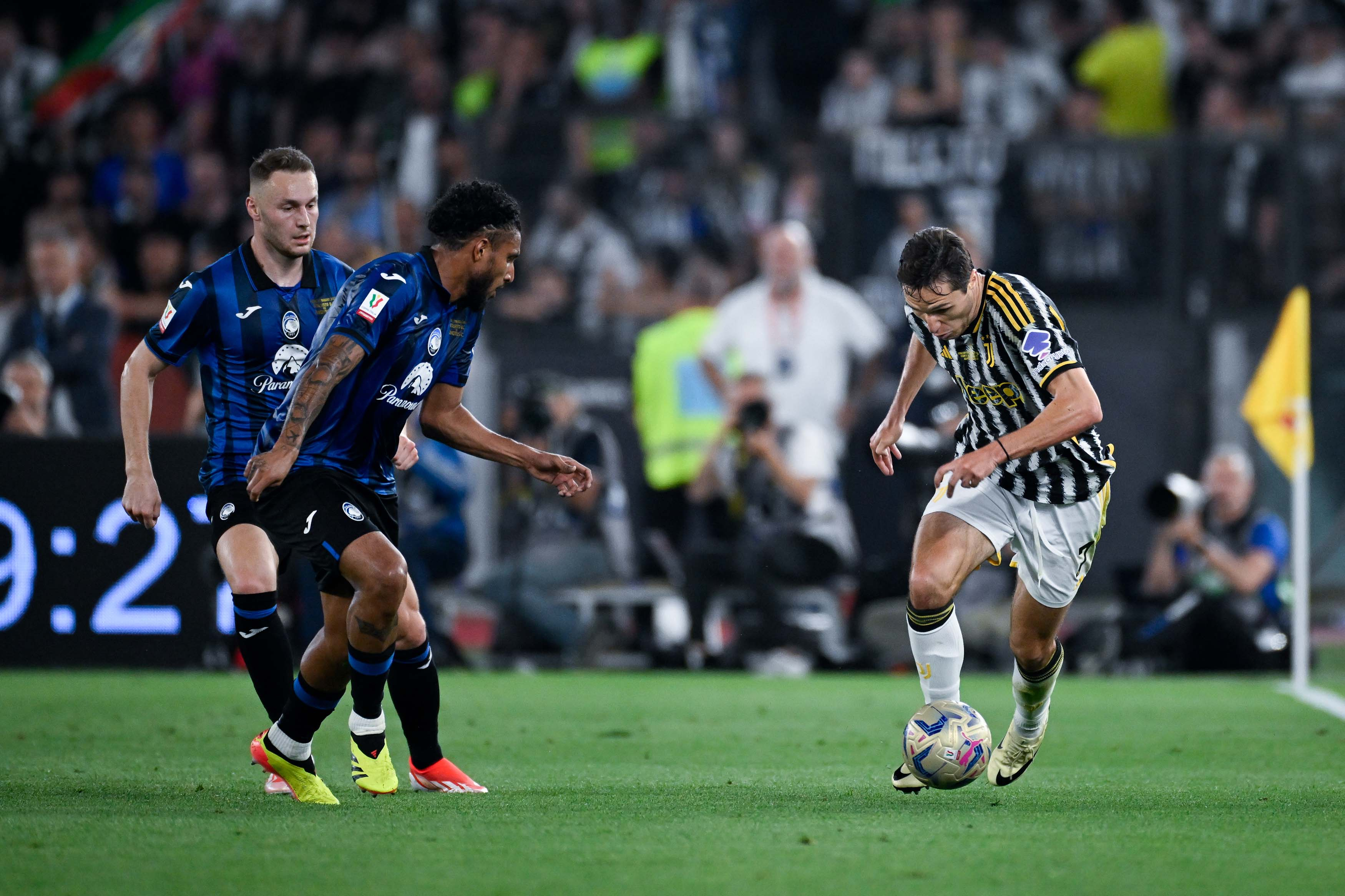 意大利杯赛卫冕冠军在主场力取三分 意大利杯赛卫冕冠军在主场力取三分